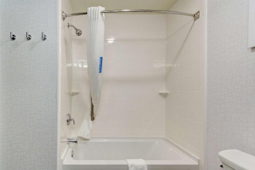 Hampton Inn By Hilton Salina image 22