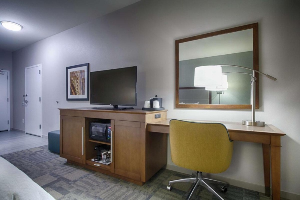 Hampton Inn By Hilton Salina Image 7